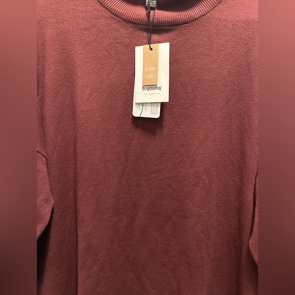 Women's Rust Top - Picture 6 of 8